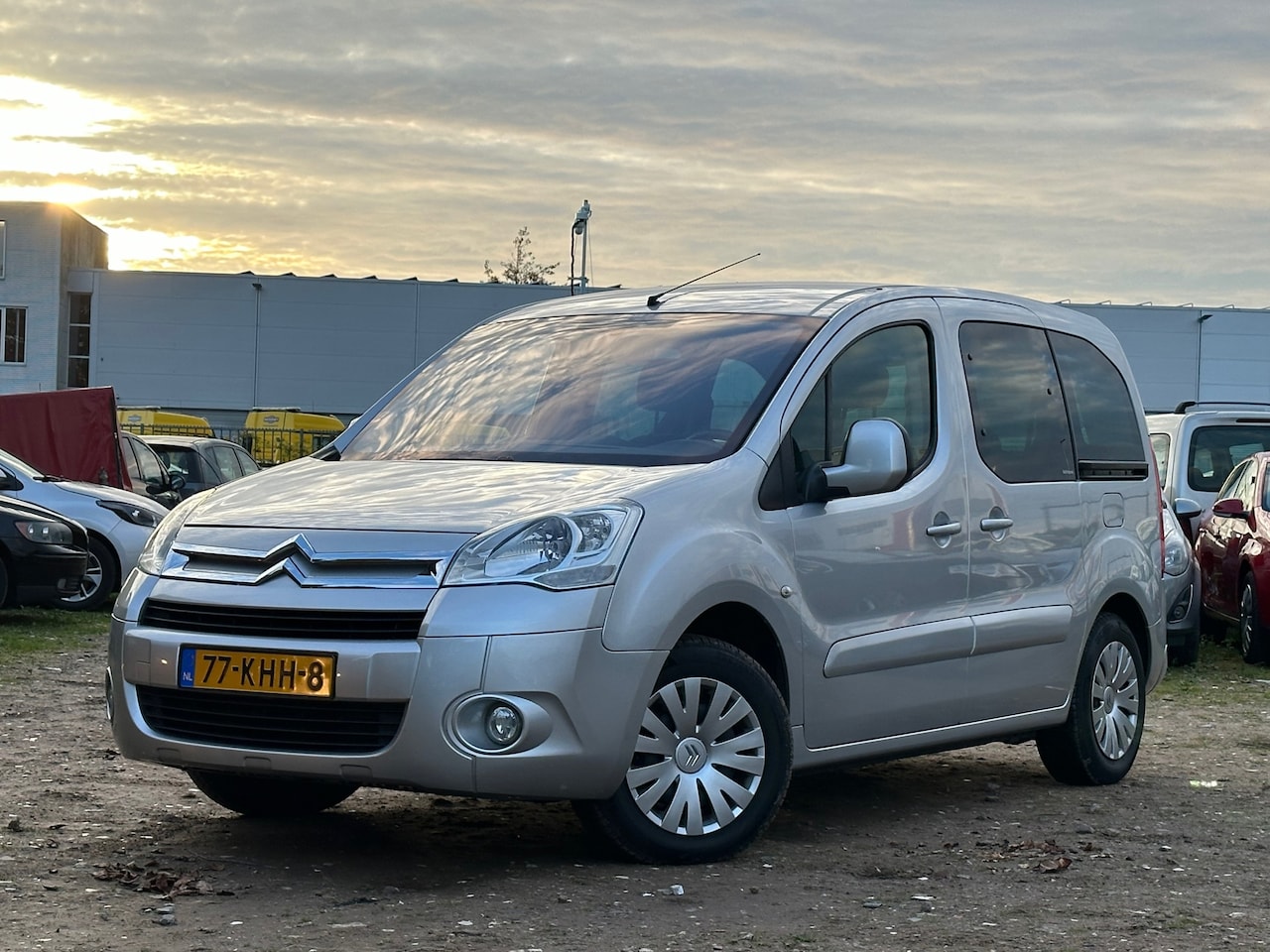 Citroën Berlingo - 1.6 HDIF Multispace/RIJDT ALS NIEUW! - AutoWereld.nl