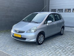 Honda Jazz - 1.4 LS | CVT Automaat | AIRCO | Lage KM-stand | Nieuwe APK | Betrouwbare auto |