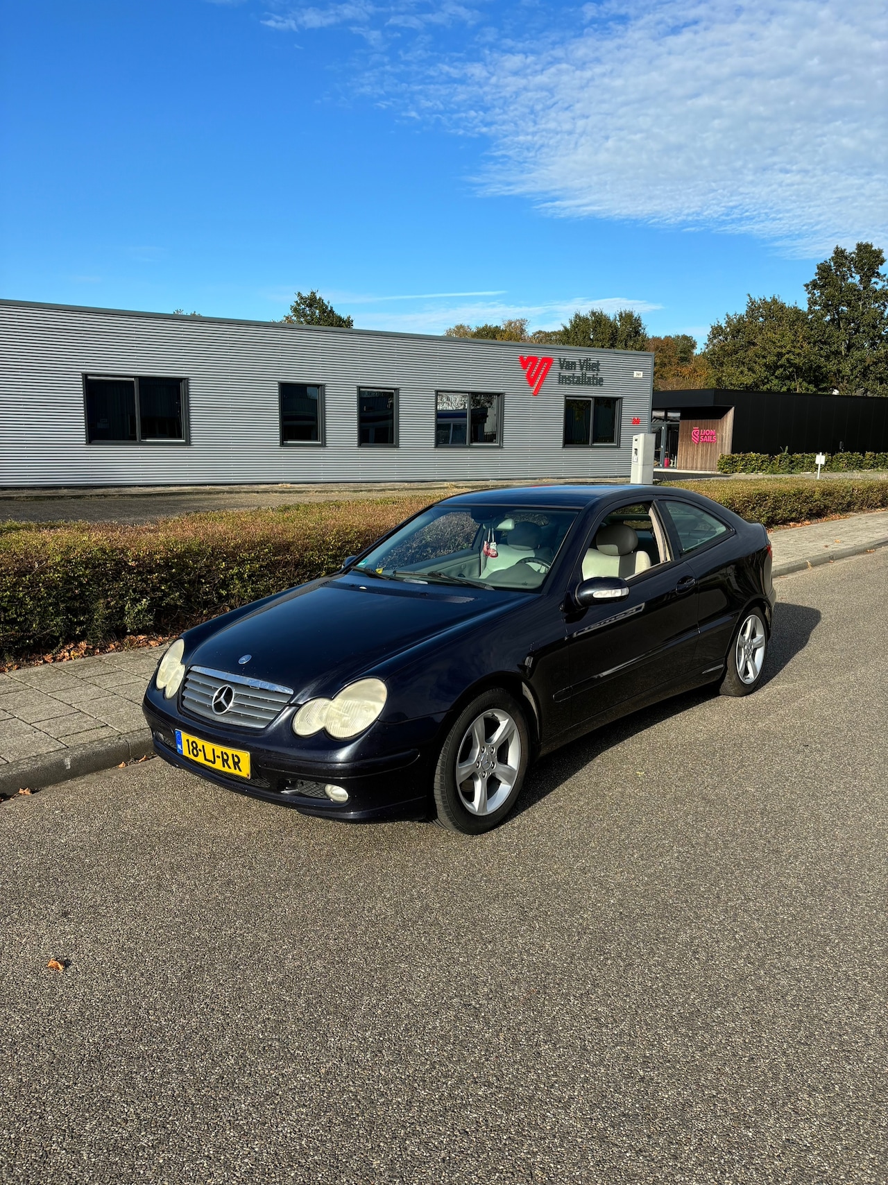 Mercedes-Benz C-klasse Sportcoupé - 180 K. AUTOMAAT - AutoWereld.nl