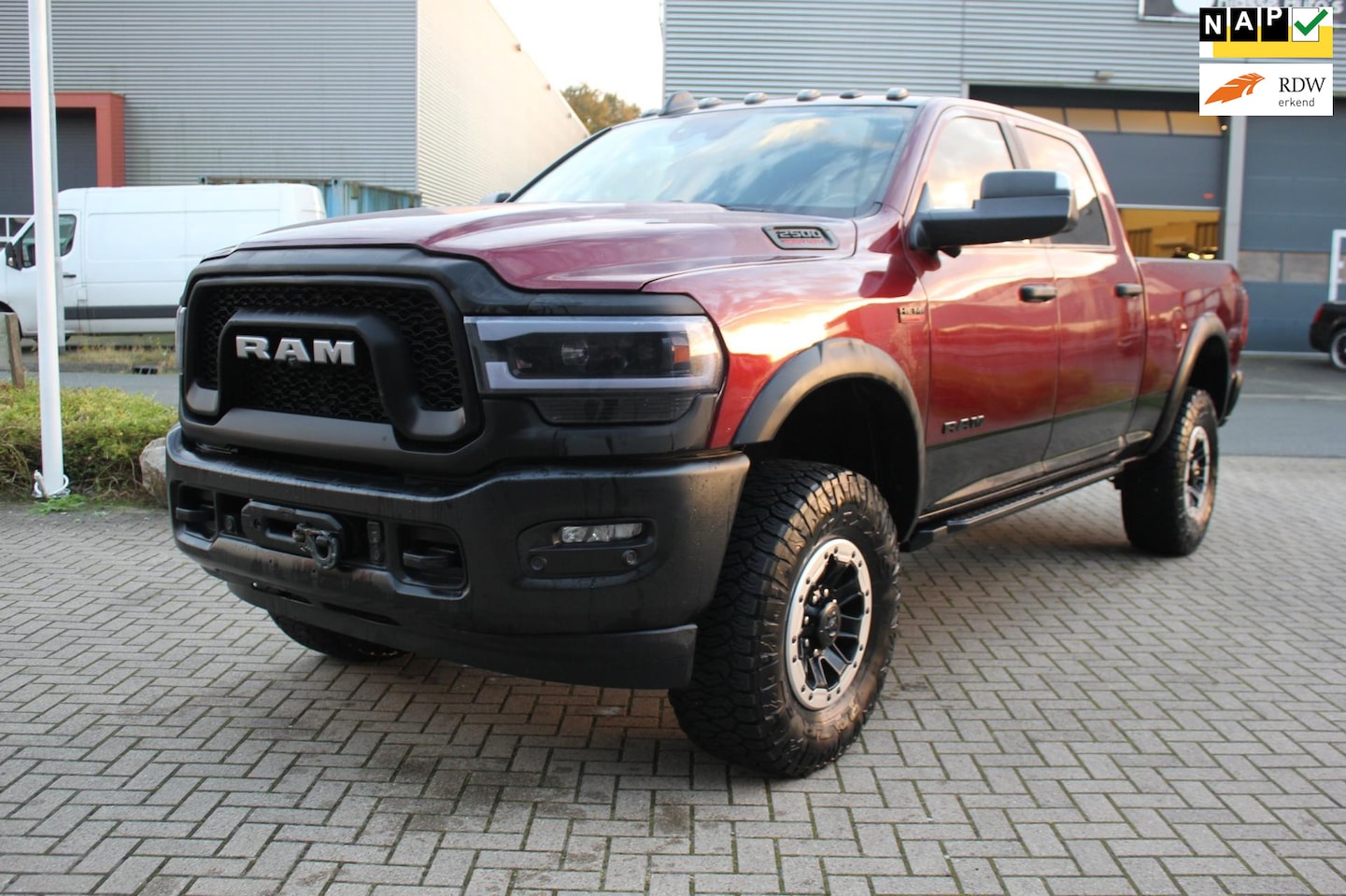 Dodge Ram 2500 - 6.4 V 8 Power Wagon B of C Rijbewijs 4x4 - AutoWereld.nl