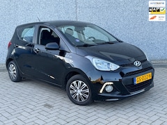 Hyundai i10 - 1.0i i-Motion Comfort Plus-Airco-Cruise-Nap-APK