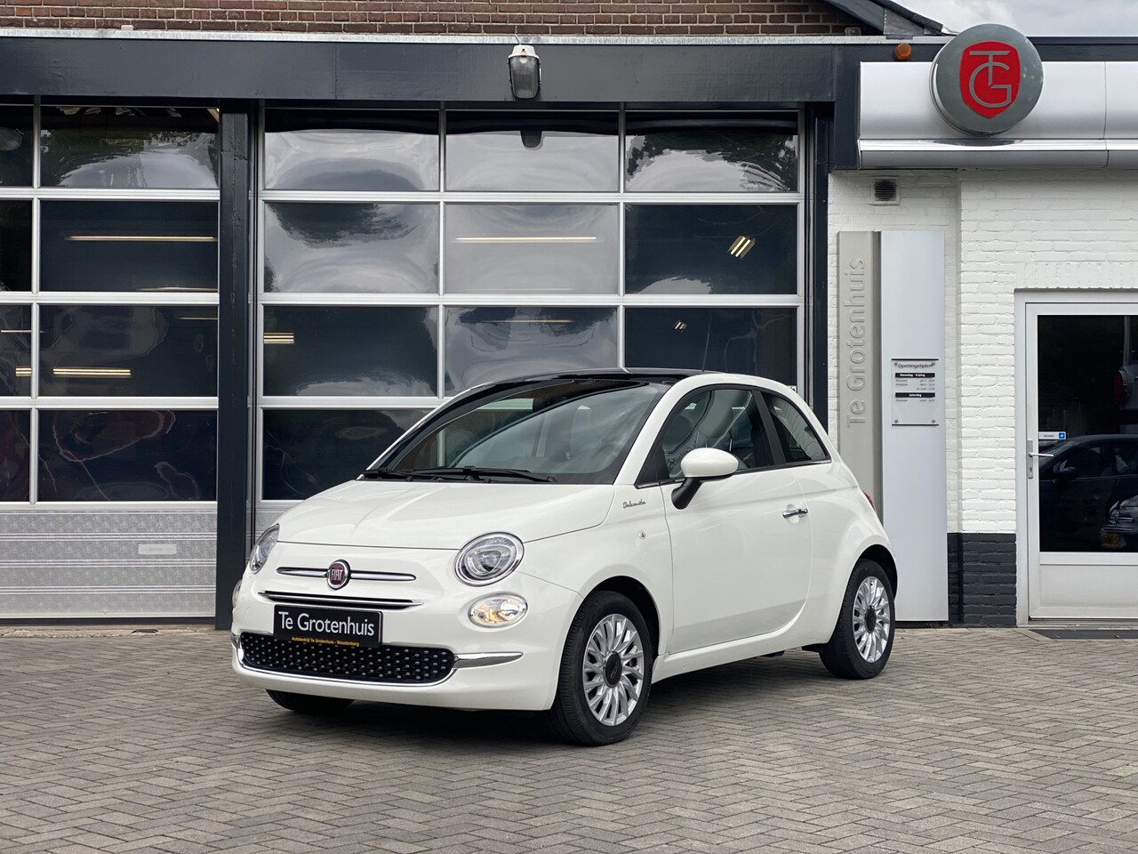 Fiat 500 - Dolcevita 1.0 Hybrid CarPlay - AutoWereld.nl