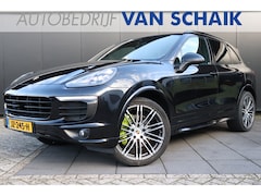 Porsche Cayenne - 3.0 S E-Hybrid SPORTCHRONO | PANO | LEDER | CAMERA| LUCHTVERING