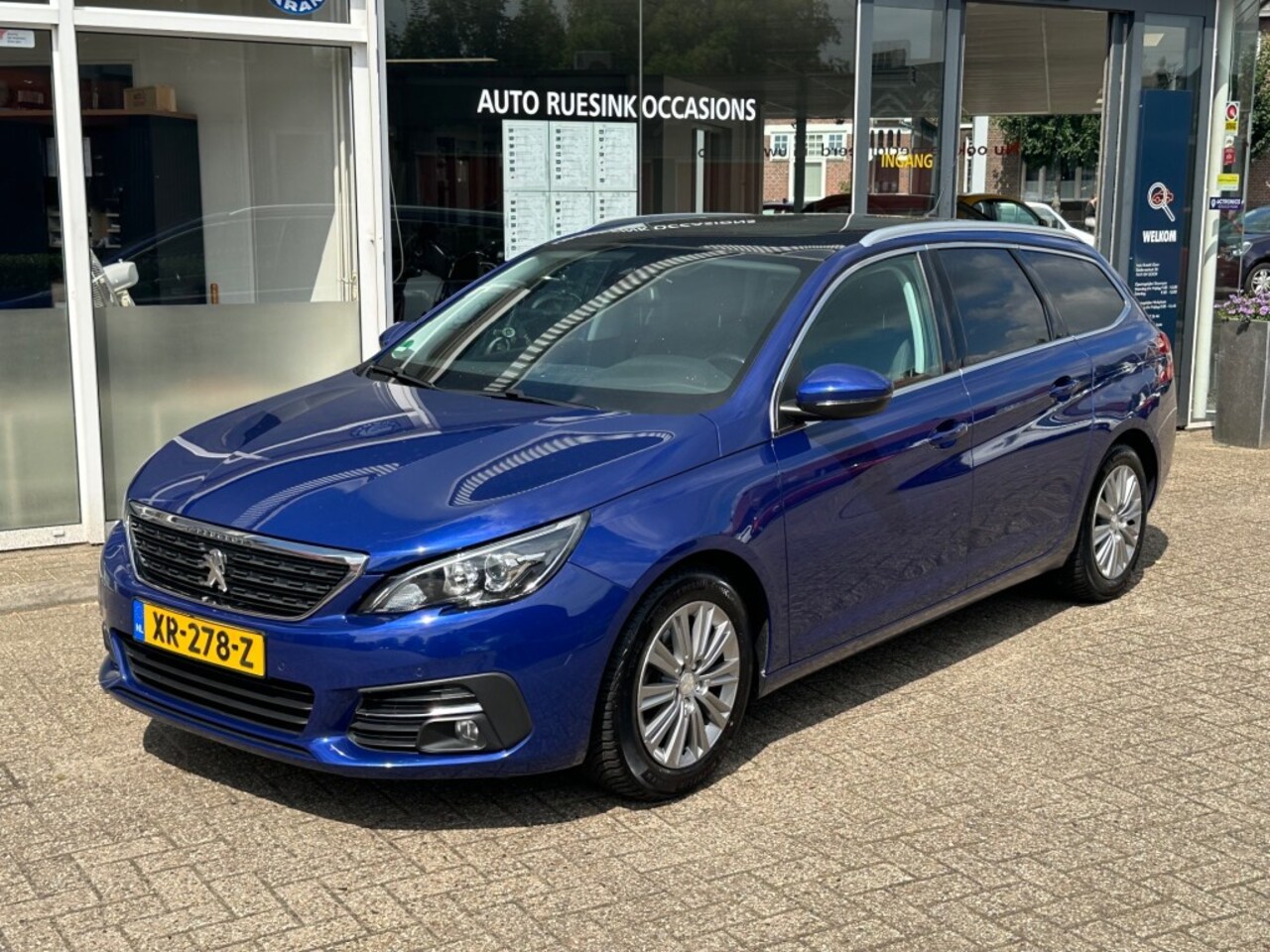 Peugeot 308 - SW 1.2 PURETECH ALLURE - AutoWereld.nl