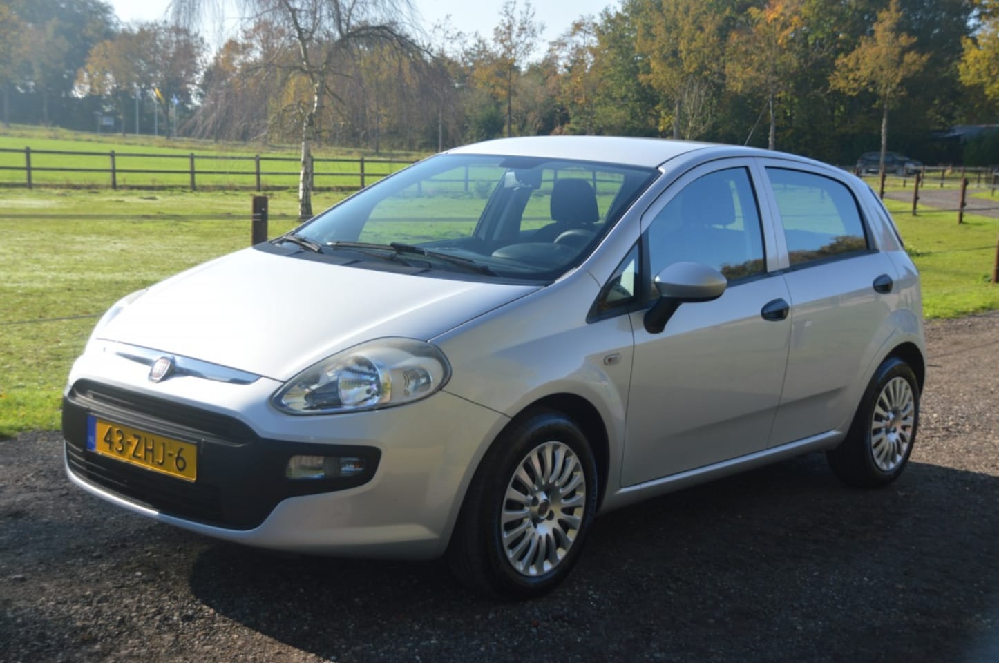 Fiat Punto Evo - 1.2 Active 2011 5 deurs Airco 153.000 km - AutoWereld.nl