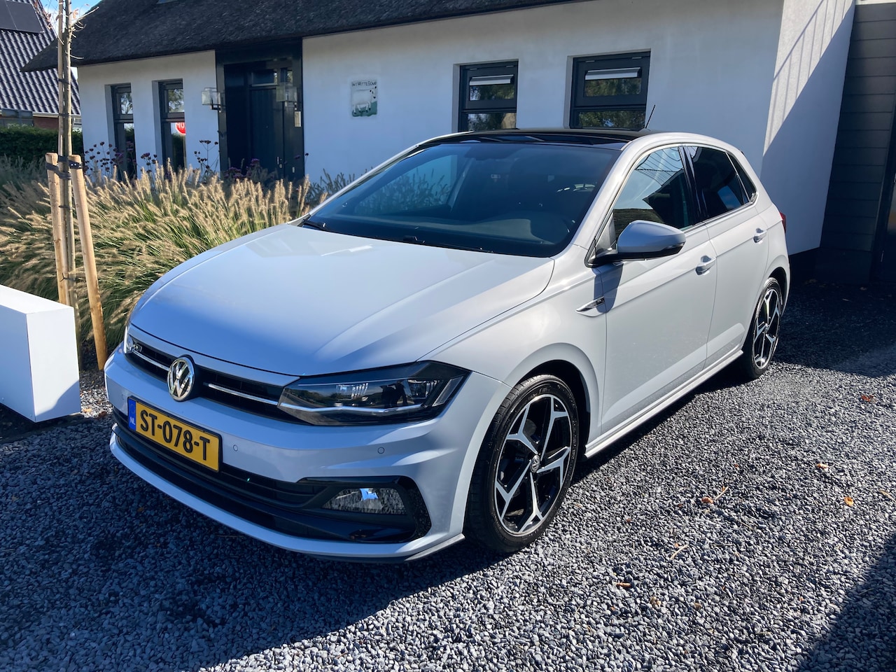 Volkswagen Polo - 1.0 TSI Highline R-Line VOL OPTIES / ALS NIEUW - AutoWereld.nl