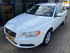 Volvo V70 - 2.5FT Kinetic NL Auto / LEER / NAVI