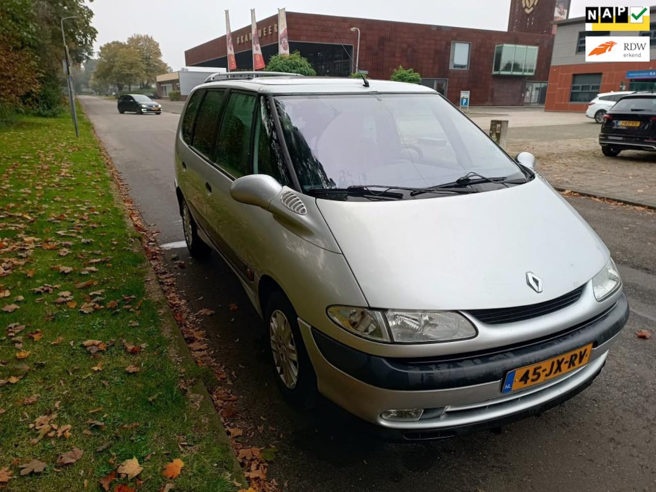 Renault Espace - 2.0-16V Expression 2.0-16V Expression - AutoWereld.nl