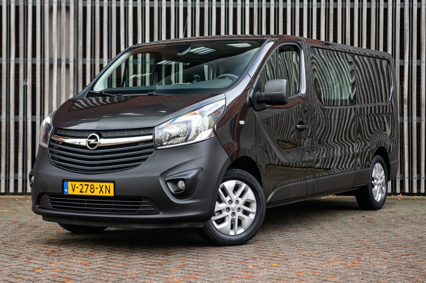 Opel Vivaro - 1.6 CDTi 125pk L2 5-Pers. |1e EIG| Navi|Camera|CruiseControl|Dubbel Cabine|LMV| - AutoWereld.nl