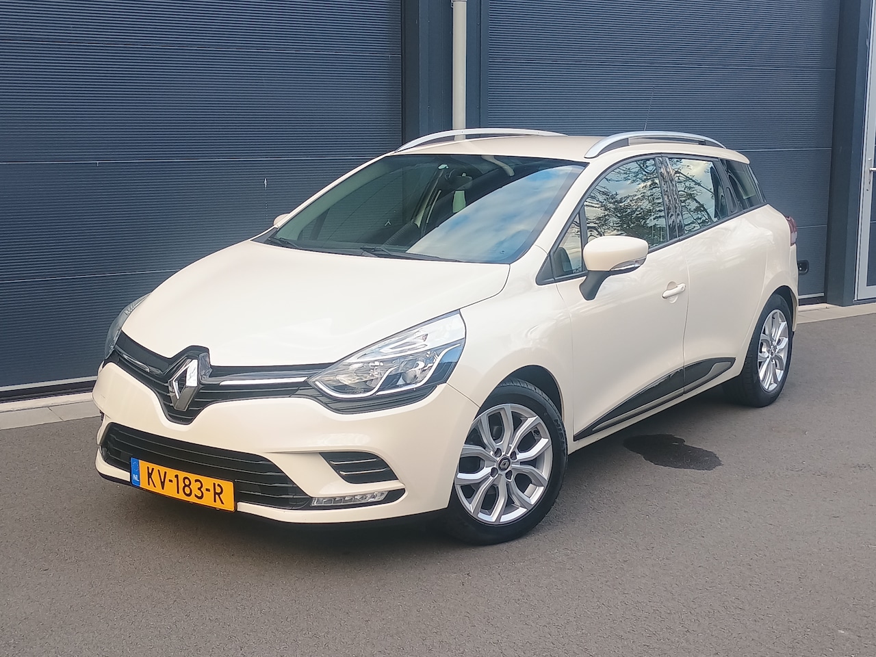 Renault Clio Estate - 0.9 TCe Zen - AutoWereld.nl