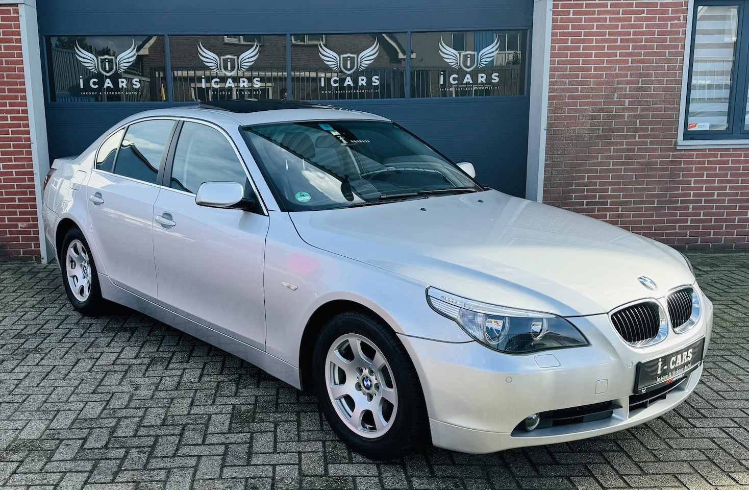 BMW 5-serie - 530i High Executive 2E EIGENAAR DEALER ONDERHOUDEN - AutoWereld.nl