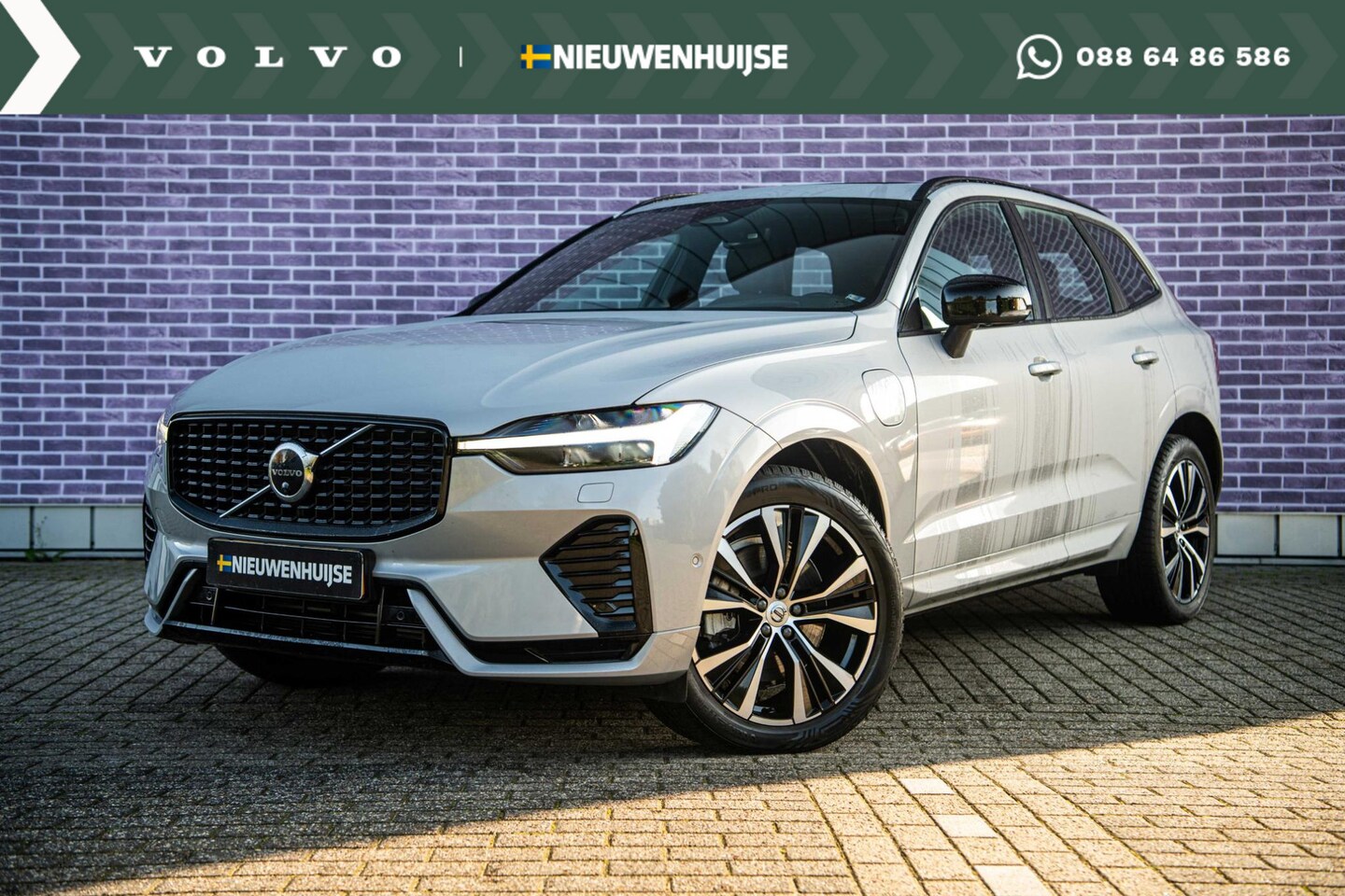 Volvo XC60 - 2.0 Recharge T6 AWD Ultimate Dark | Navi | Luchtvering | Bowers&Wilkins | Trekhaak | 360 C - AutoWereld.nl