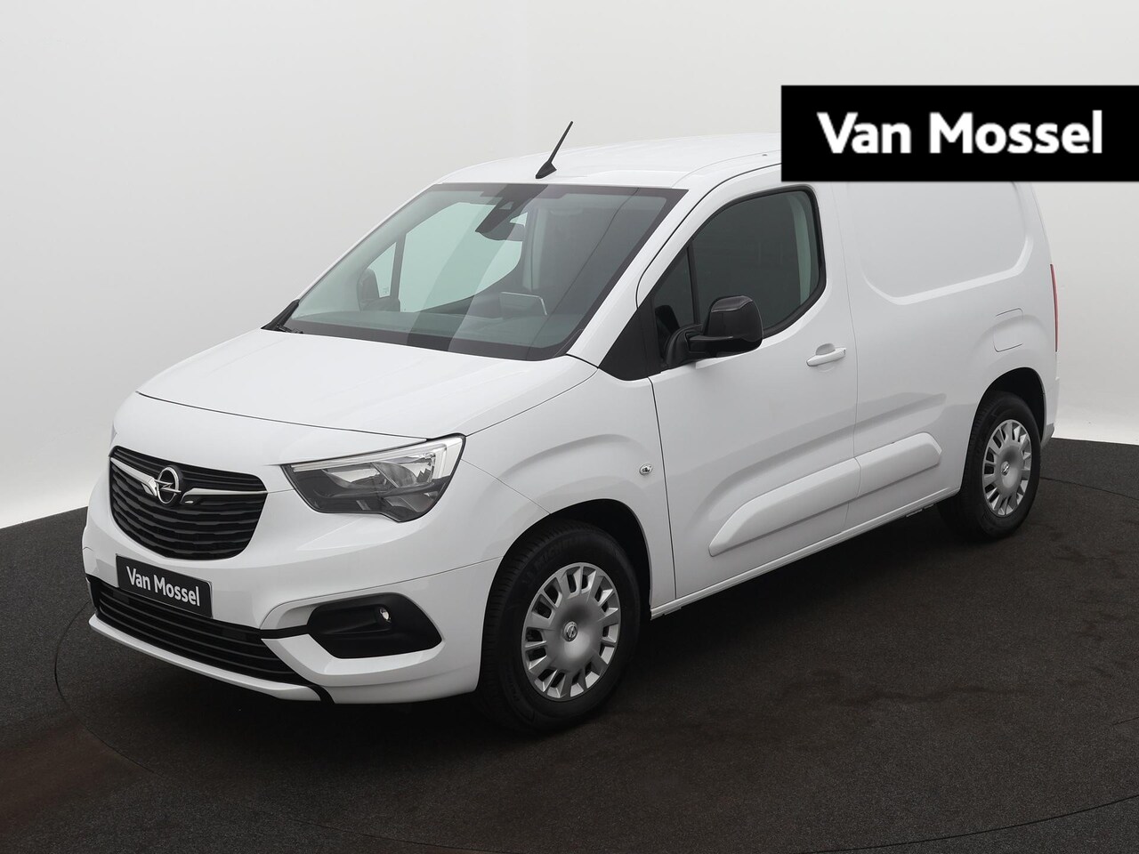 Opel Combo-e - L1H1 Edition 50 kWh | NIEUW! | SHOWROOMMODEL! | 0% FINANCIAL LEASE! | SNEL LEVERBAAR! | - AutoWereld.nl