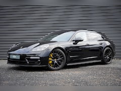 Porsche Panamera Sport Turismo - 4.0 GTS / PCCB / Pano / NL Auto / Burmester