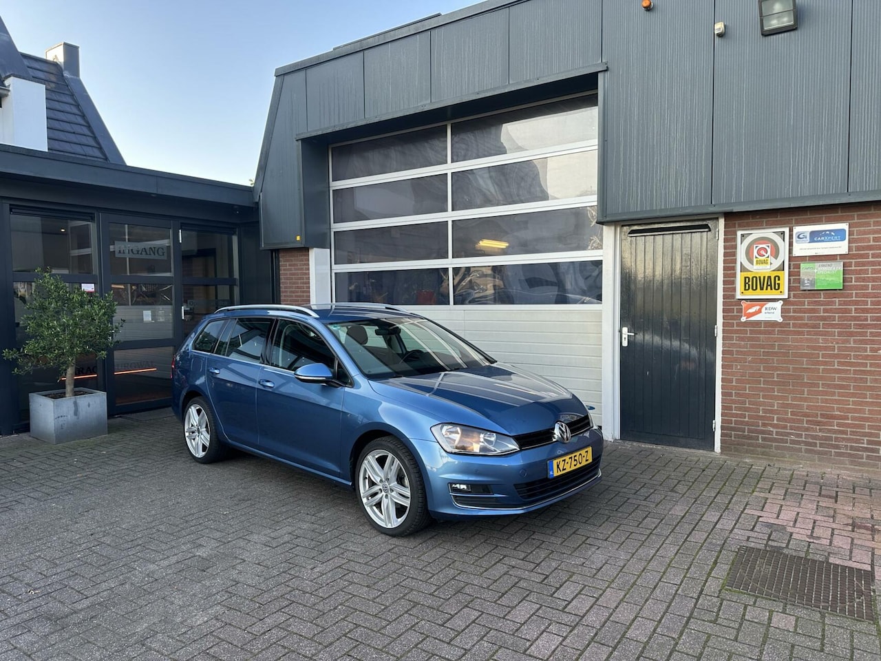 Volkswagen Golf Variant - 1.6 TDI MEENEEMPRIJS APK 7-2025 RECENT BEURT GEHAD - AutoWereld.nl