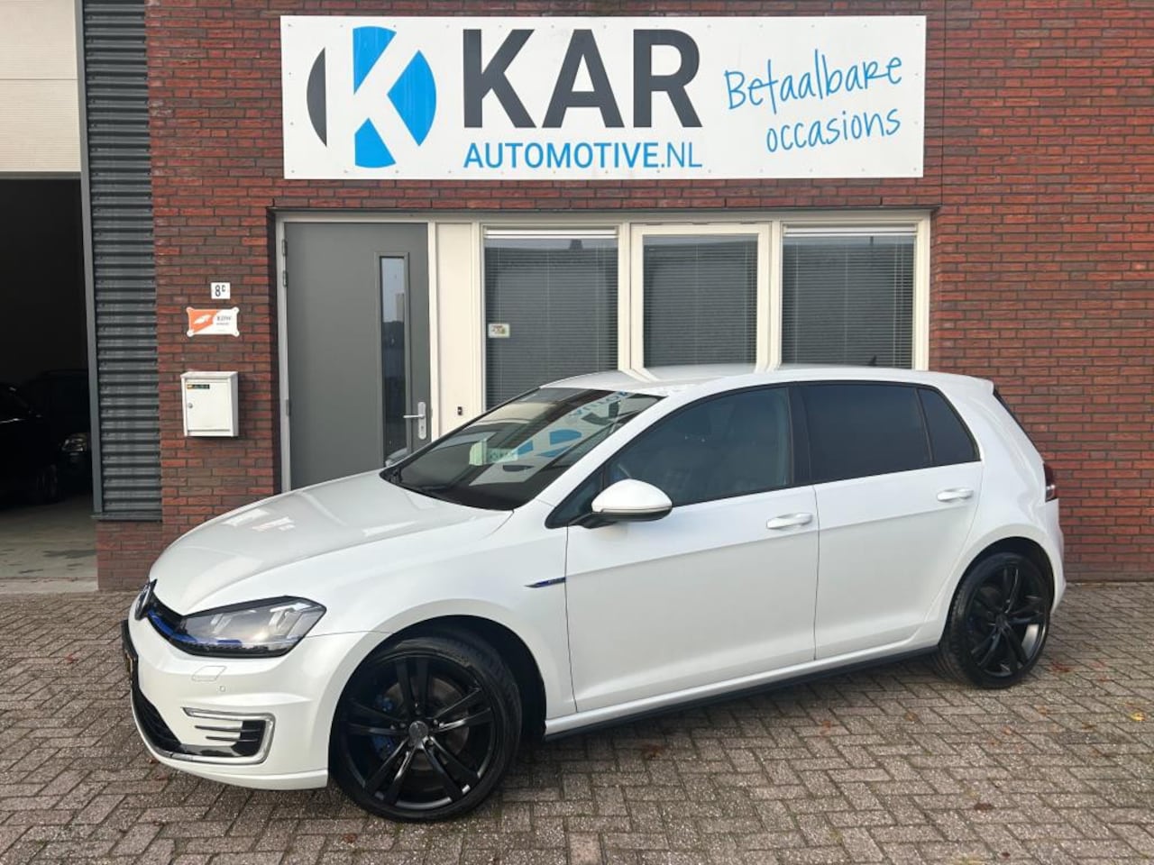 Volkswagen Golf - 1.4 TSI GTE - 18" LMV - Full Map NAVI - AutoWereld.nl