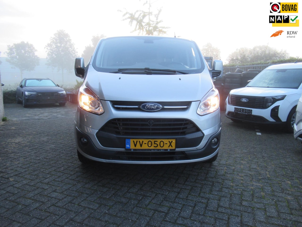 Ford Transit Custom - 270 2.0 TDCI L1H1 Limited 2 x schuifdeur - AutoWereld.nl