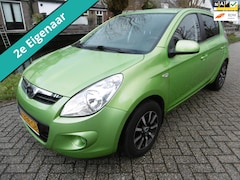 Hyundai i20 - 1.2i i-Motion 77pk 5-deurs 2e eigenaar Airco Zuinig B-label