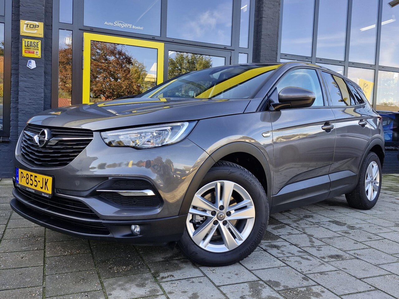 Opel Grandland X - 1.2 Turbo Automaat | Trekhaak | Parkeersensoren | Climate Contr | Cruise contr | 17" Lm | - AutoWereld.nl