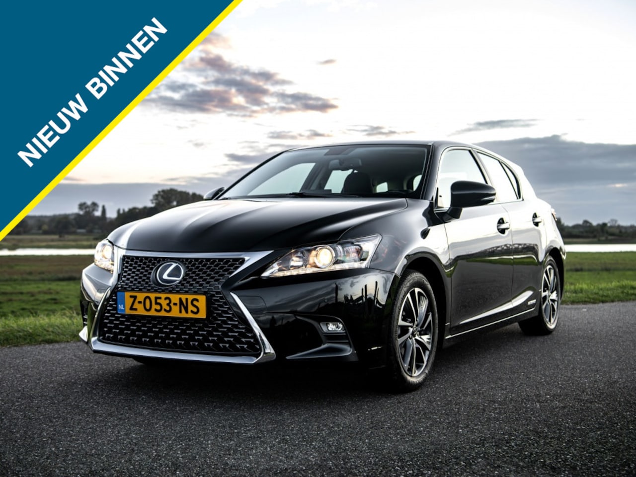 Lexus CT 200h - Facelift Camera PDC v+a Navi Bluetooth etc. - AutoWereld.nl