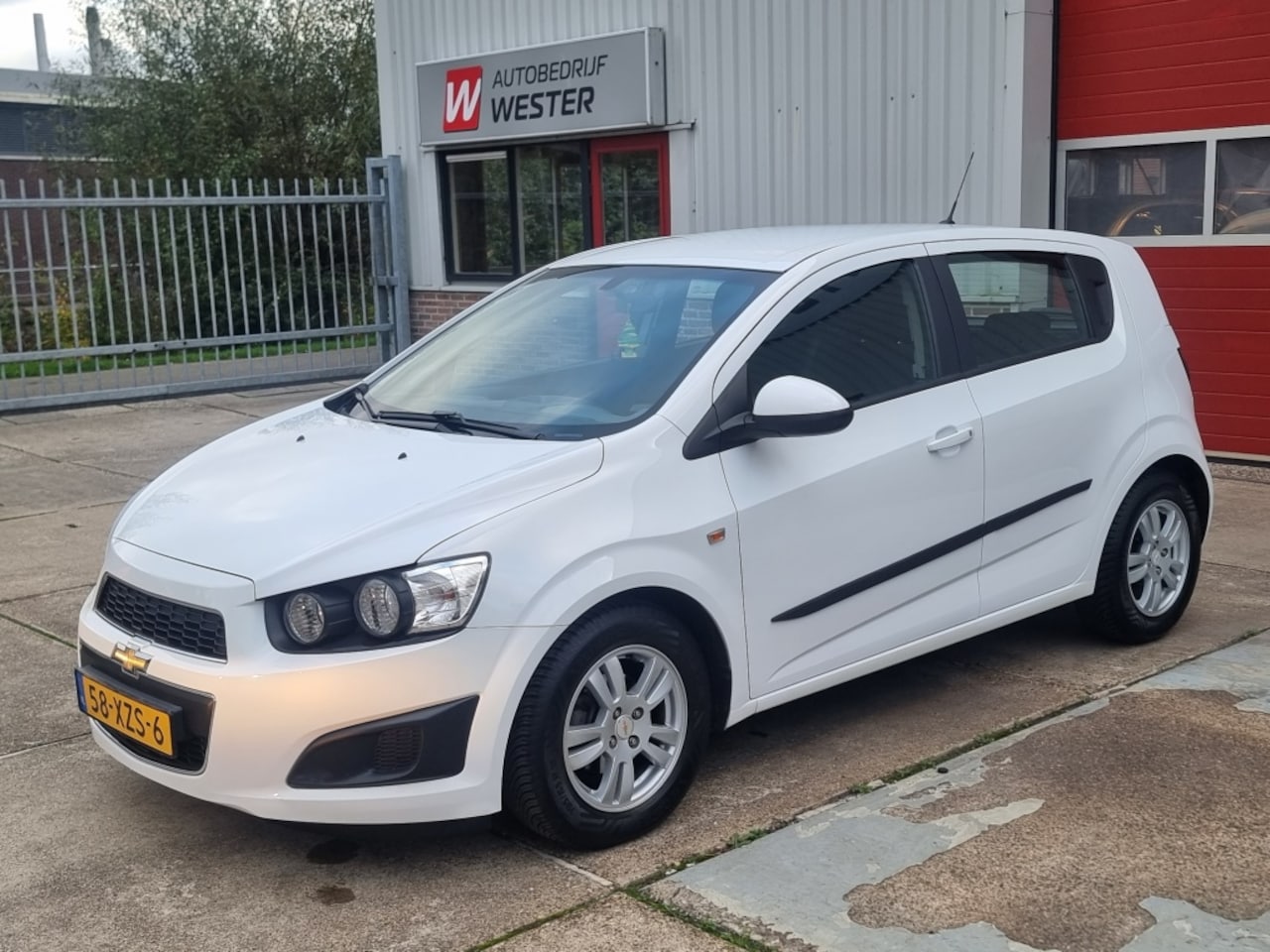 Chevrolet Aveo - 1.2 LT 1.2 LT - AutoWereld.nl