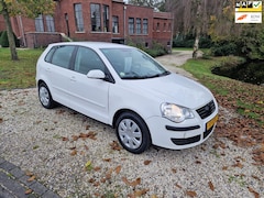 Volkswagen Polo - 1.4-16V Comfortline 5-deurs AIRCO/cruise