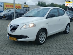 Lancia Y(psilon) - Ypsilon 0.9 AUTOMAAT/CRUISCONTROL/NAP/PARKSENSOR