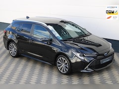 Toyota Corolla Touring Sports - 2.0 Hybrid "Team Deutschland"