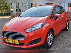 Ford Fiesta - 1.25 Stoelverwarming, lmvelgen, etc