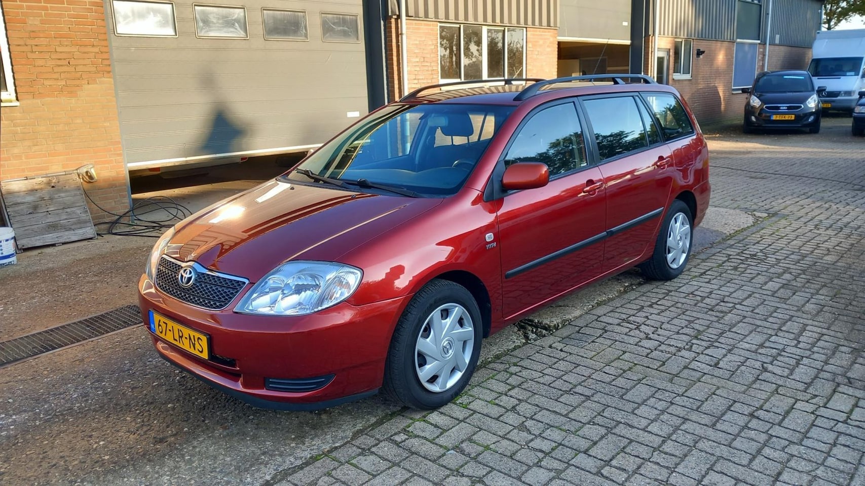 Toyota Corolla Wagon - 1.6 VVT-i Linea Terra wagon airco - AutoWereld.nl