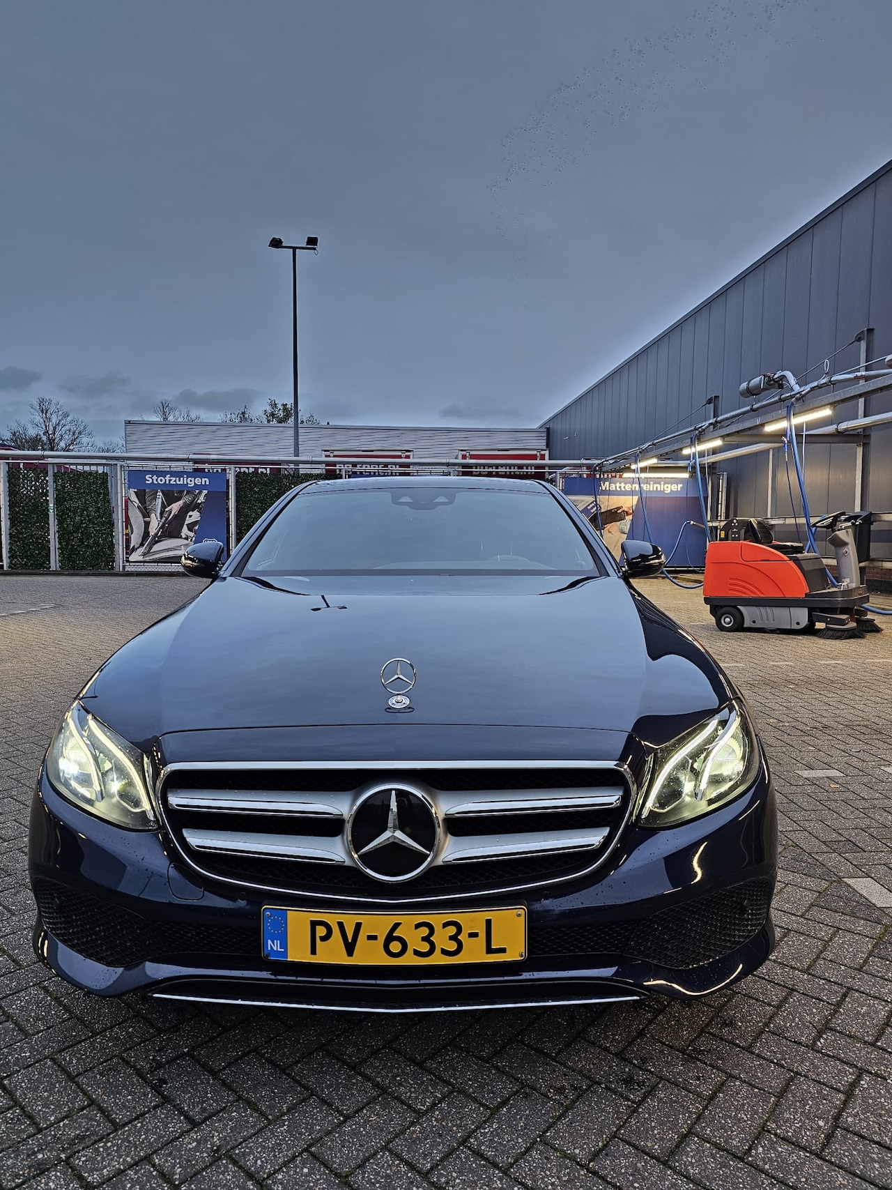 Mercedes-Benz E-klasse - 200 d 9 versnelling - AutoWereld.nl