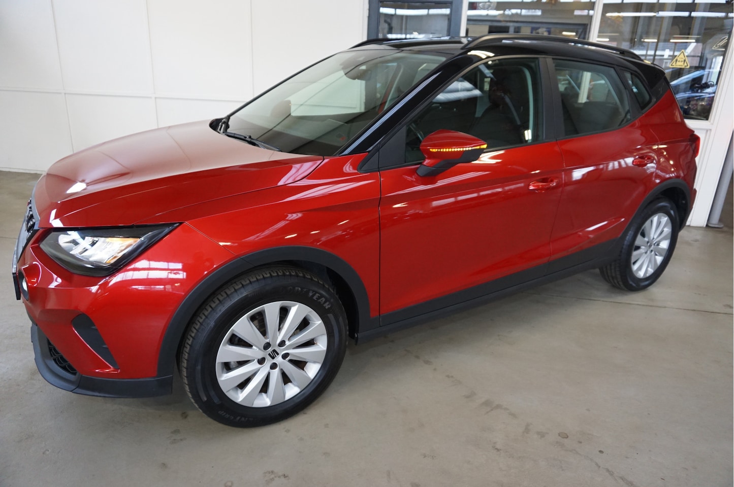 Seat Arona - 1.0 TSI Style Business Intense Navi, Adapt-Cruis-Controle - AutoWereld.nl