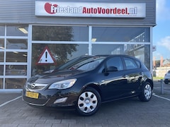 Opel Astra - 1.4 Turbo Cosmo /Cruise/Trekhaak/Mulimedia/APK 09-2025/