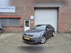 Volkswagen Jetta - 1.2 TSI Comfortline Cruise PDC Trekhaak Airco 07-25 APK