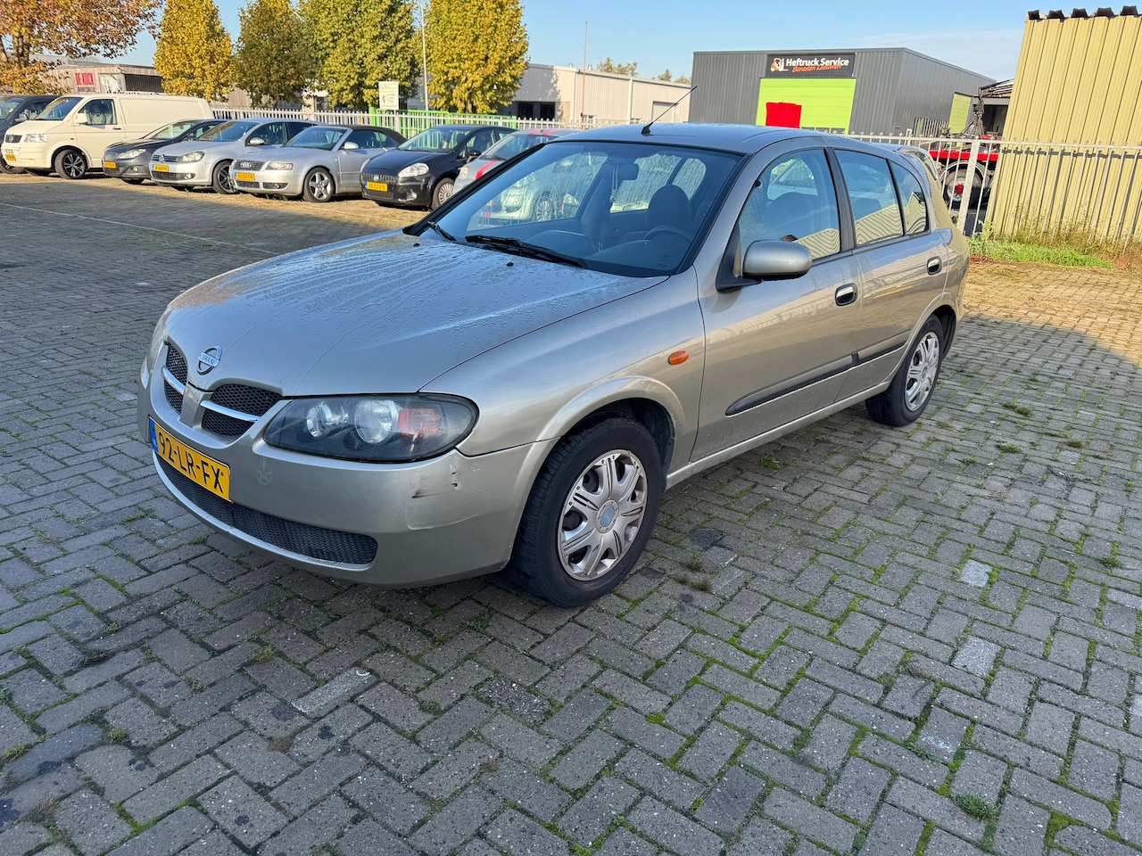 Nissan Almera - 1.5 Acenta 1.5 Acenta - AutoWereld.nl