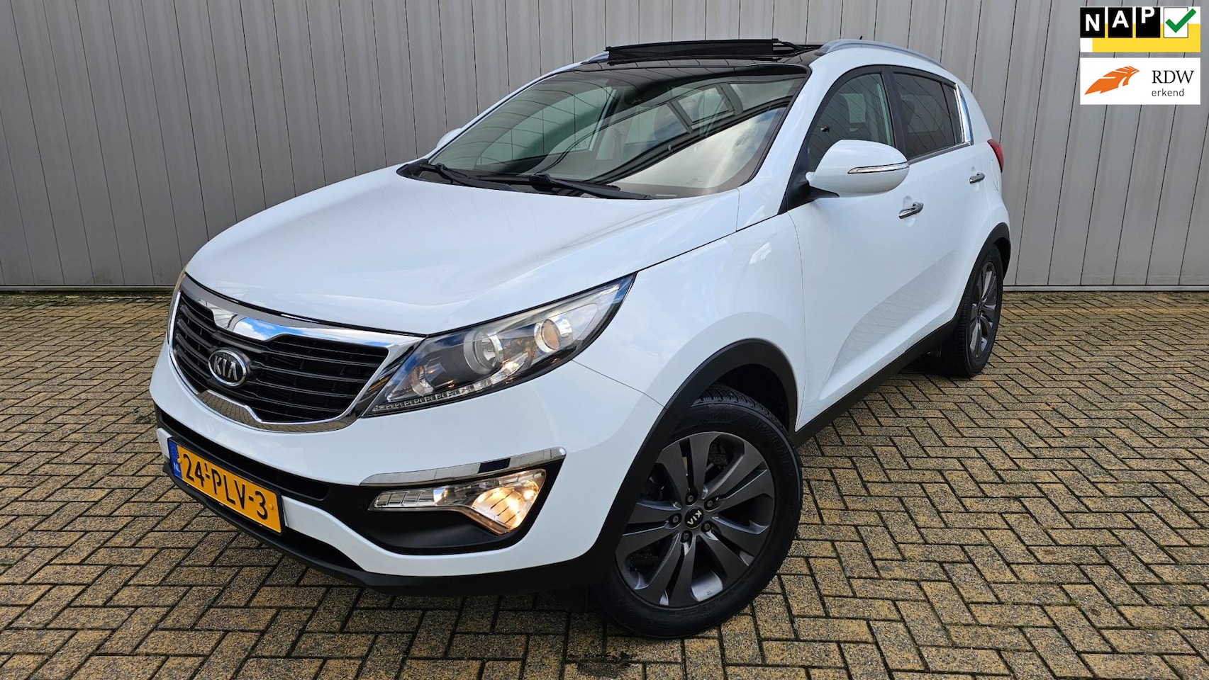 Kia Sportage - 2.0 X-ecutive Plus Pack 2.0 X-ecutive Plus Pack,Panorama.Leder NAP - AutoWereld.nl