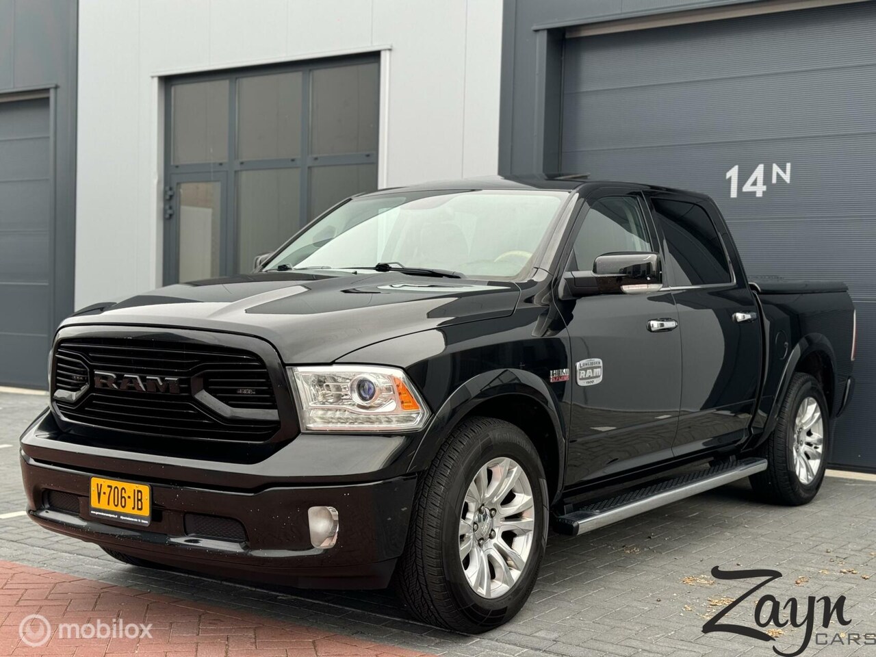 Dodge Ram 1500 - 5.7 V8 Quad Cab 6'4 Longhorn Laramie LPG 200L - AutoWereld.nl