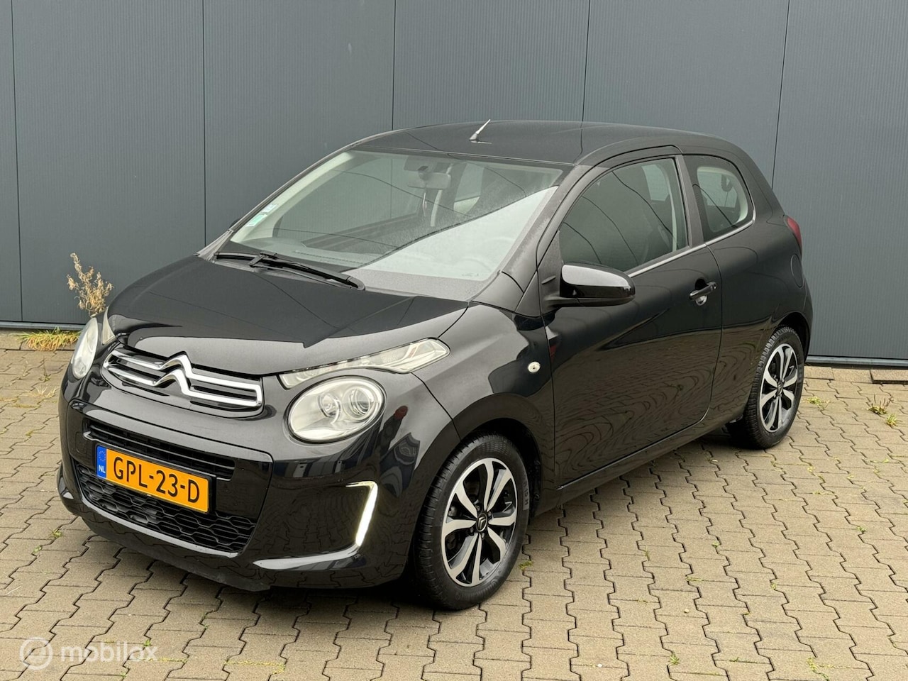 Citroën C1 - 1.2 PureTech Shine| keyless| camera| scherm - AutoWereld.nl