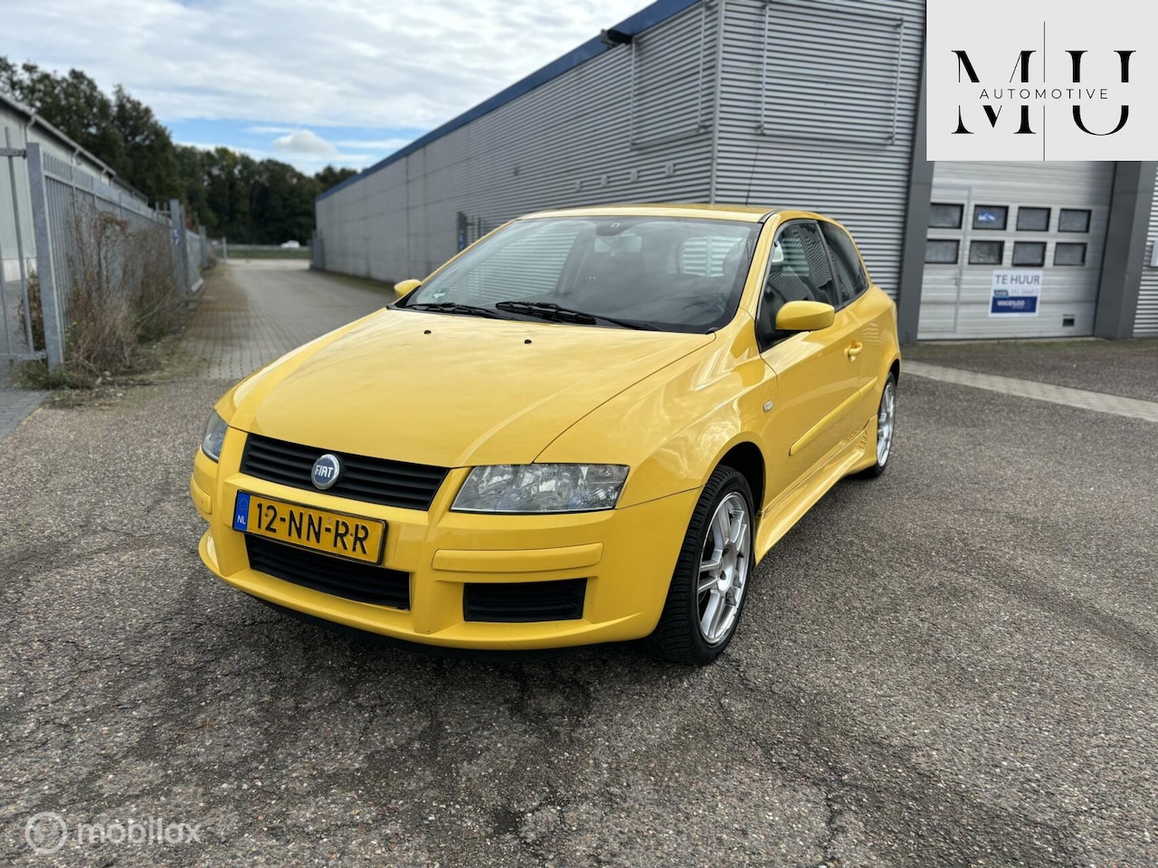 Fiat Stilo - 2.4-20V Abarth 5M17 2.4-20V Abarth 5M17 - AutoWereld.nl