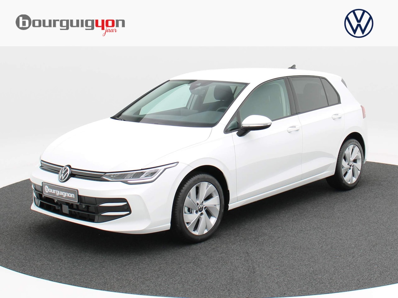 Volkswagen Golf - 1.5 eTSI Life Edition Comfortstoelen vóór | Achteruitrijcamera | Keyless Access | Wireless - AutoWereld.nl