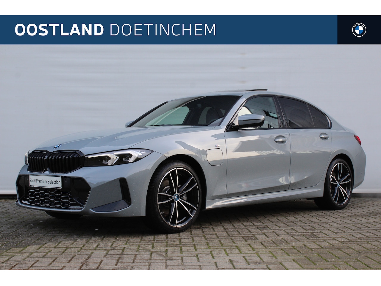 BMW 3-serie - 320e High Executive M Sport Automaat / Schuif-kanteldak / Trekhaak / Adaptief M Onderstel - AutoWereld.nl