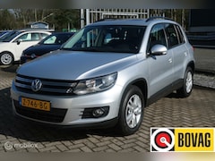 Volkswagen Tiguan - 1.4 TSI APPLE-CARPLAY, PANORAMADAK,