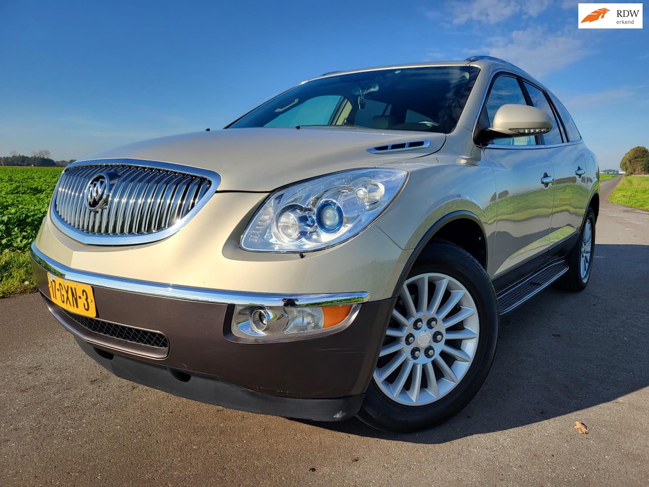 Buick Enclave - V6 luxe 8 persoons suv - AutoWereld.nl