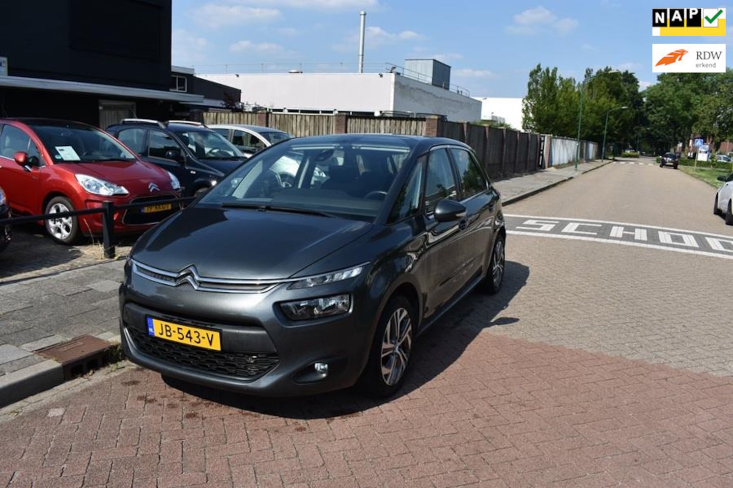 Citroën C4 Picasso - 1.2 PureTech Selection 1.2 PureTech Selection - AutoWereld.nl