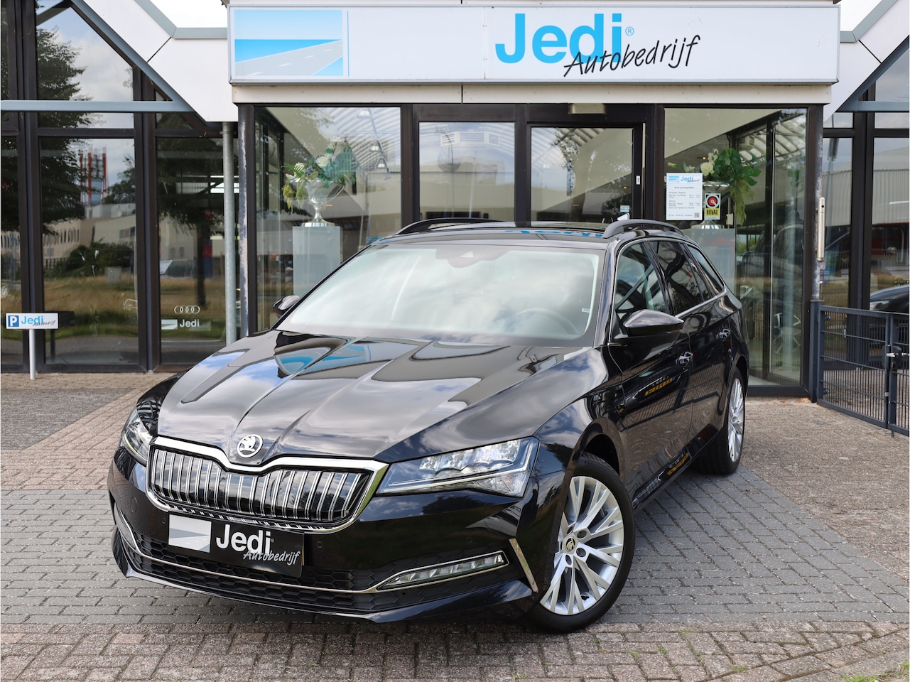 Skoda Superb Combi - Business 1.4 TSI iV 160kw/218pk DSG6 - AutoWereld.nl