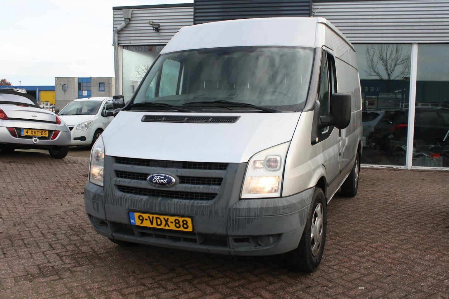 Ford Transit - 330M 2.4 TDCI HD 330M 2.4 TDCI HD - AutoWereld.nl