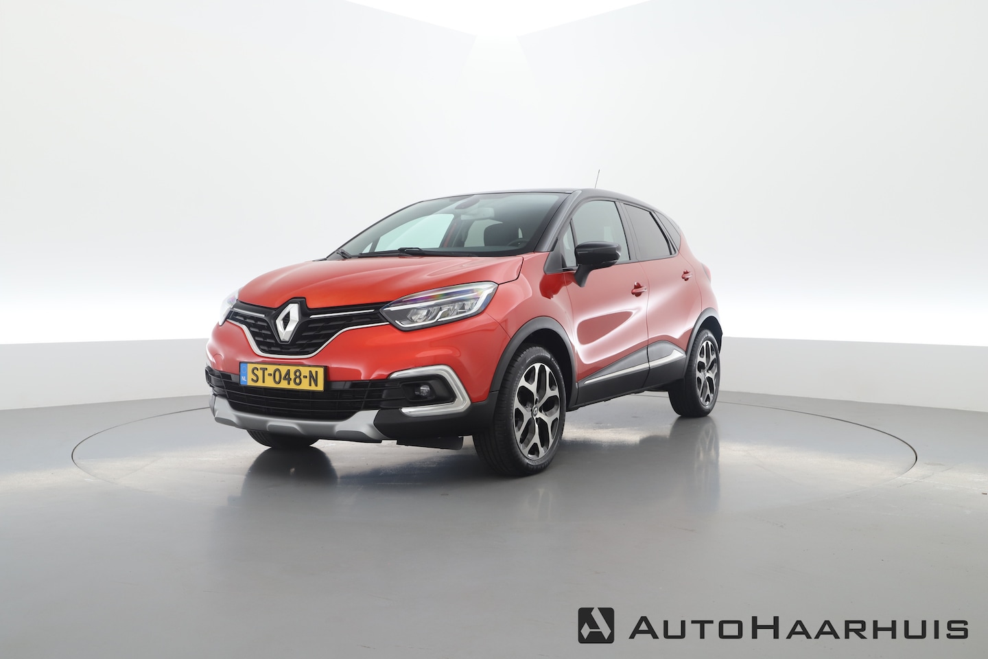 Renault Captur - 1.2 TCe X-Mod automaat Panoramadak | Leder | Navi | Cruise | Keyless - AutoWereld.nl