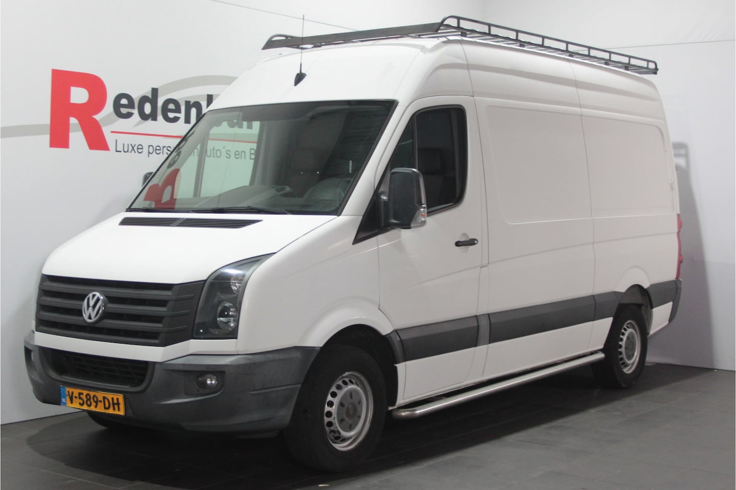 Volkswagen Crafter - 50 2.0 TDI L2H2 - Trekhaak / Bluetooth / Cruise - AutoWereld.nl