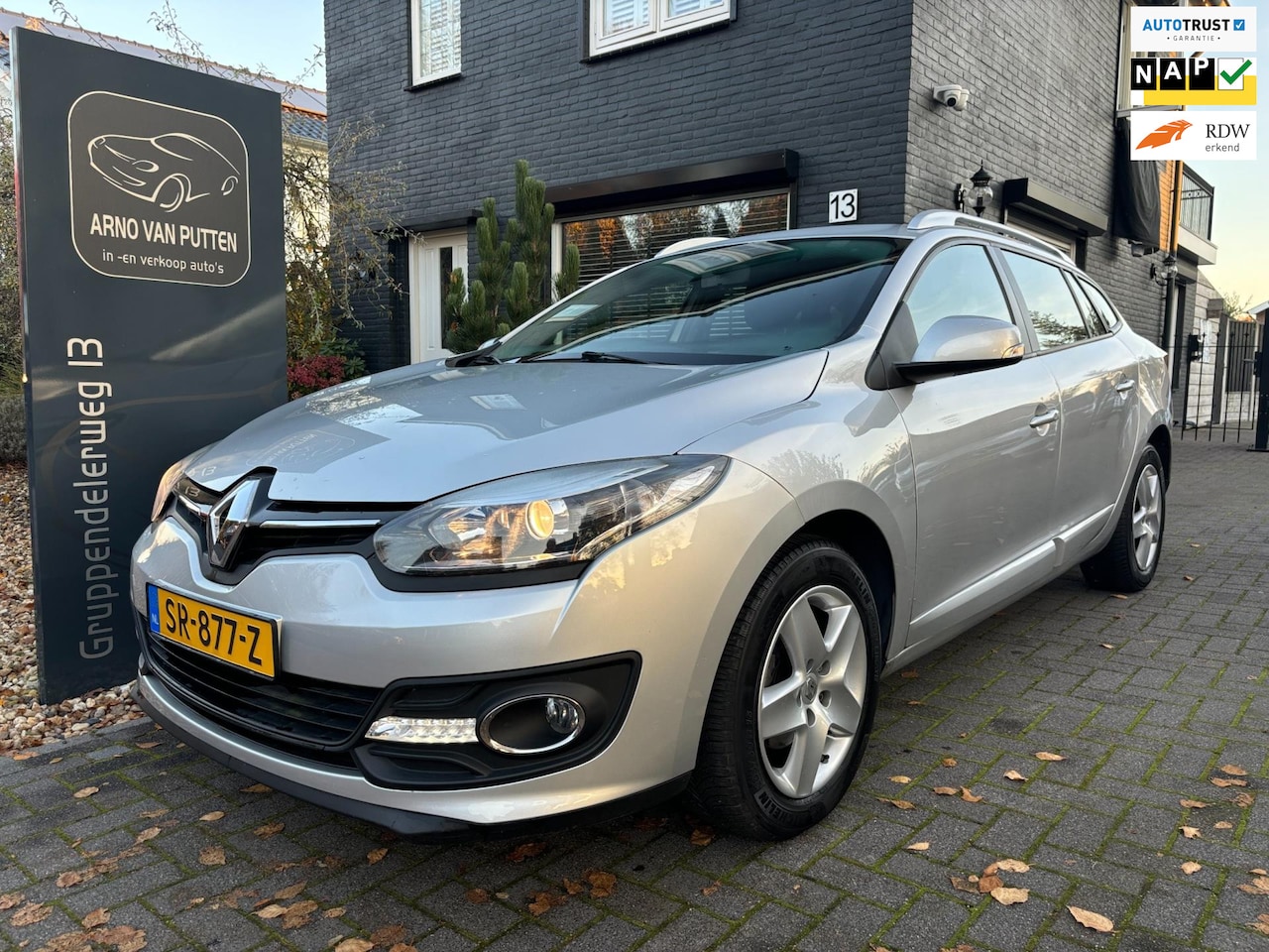 Renault Mégane Estate - 1.5 dCi Limited 1.5 dCi Limited - AutoWereld.nl