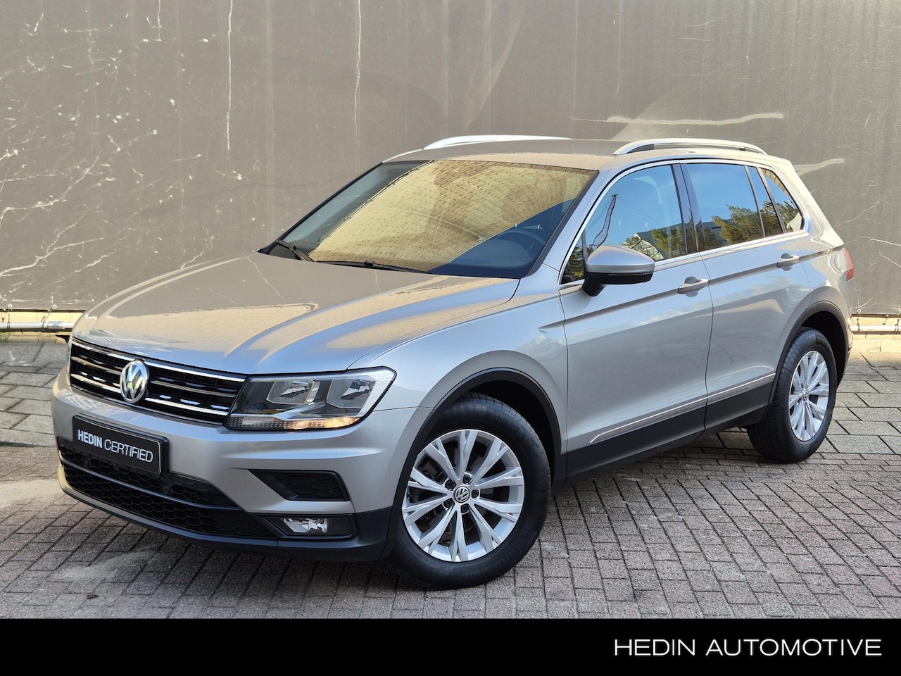 Volkswagen Tiguan - 1.4 TSI ACT Comfortline Business | 1e Eigenaar | Adaptief Cruise Control | Draadloos Telef - AutoWereld.nl